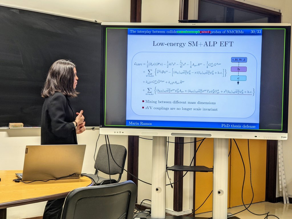 Maria Ramos presenting her PhD thesis defence